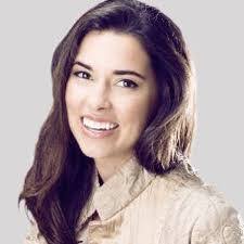 Deanna Novak's Instagram, Twitter & Facebook