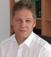 Im november 1986 stieg die ssangyong group ins unternehmen ein, übernahm den britischen spezialfahrzeugehersteller panther westwinds und änderte den firmennamen nochmals in ssangyong motor. Willkommen Beim Kbs Team