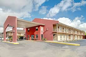 (score from 108 reviews) real guests • real stays • real opinions. Deluxe Inn San Antonio Near Lackland Afb In San Antonio Hotel Rates Reviews On Orbitz