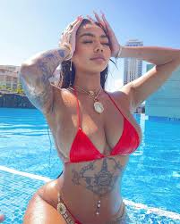 Tianna Lynn @tiannalynnm - Get Ready |