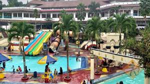 Salah satu ikon andalan kolam renang karang setra waterland adalah kolam naga. Karang Setra Waterland Kolam Renang Legendaris Di Bandung Jejakusaja