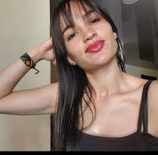 Zully Meneses Cantante added a...