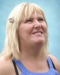 Ellen Artz's Instagram, Twitter & Facebook