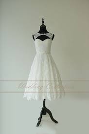 Einfache Und Elegante Hochzeit Kleid Hochzeit Von Weddingcollection Elegant Wedding Dresses Lace Simple Elegant Wedding Dress Wedding Dresses Lace