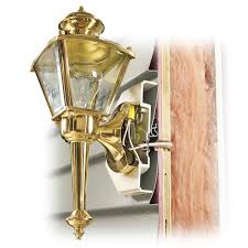 Vinyl Siding Lights How To Mount Lights Using A Vinyl Mounting Block Installing Light Fixture Outdoor Light Fixtures Outdoor Lighting
