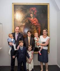 The Duke Of Vendome As A Family At The Chateau De Blois For The Exhibition On Gaston D Orleans Noblesse Royautes Chateau De Blois Comte De Paris Chateau