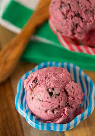 Blackberry Chip Ice Cream Table For Two Frozen Dessert Recipe Ice Cream Treats Yummy Ice Cream