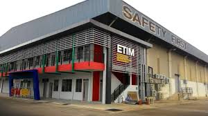 Elektrik dan 2 subjek lain. Universiti Malaysia Pahang Ump University List
