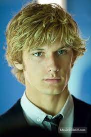 Pin On Alex Pettyfer