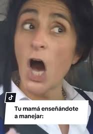 ¿Quién grabó a mi mamá? Comedia sobre enseñar a manejar