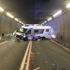 World leaders gather to this mystic and ceremonial ritual. Gotthard Tunnel Schweiz Auto Kracht In Wohnmobil Funf Personen Verletzt Welt