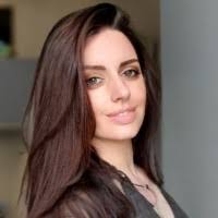 100+ "Lowe" profiles