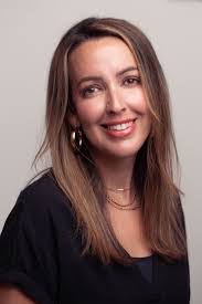 Jessica Arens's Instagram, Twitter & Facebook