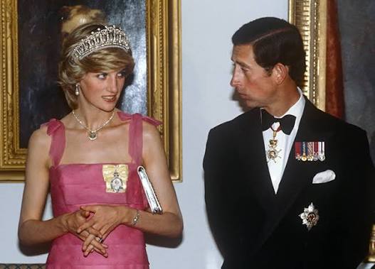 Charles and Diana only met 12 times before engagement — Althorp House 1977 first meeting
