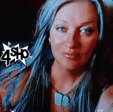 Sidney Reich's Instagram, Twitter & Facebook