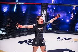 Kris moutinho breaking news and and highlights for ufc 264 fight vs. Kamila Smogulecka Zusje Mma Fighter Page Tapology