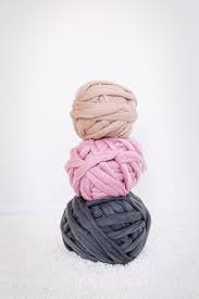 Chunky Knit Yarn Merino Wool Hand Knitting Super Chunky Etsy Chunky Knit Yarn Super Chunky Yarn Knitting Yarn