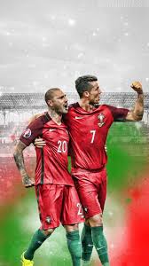 Conta oficial das seleções nacionais de futebol, futsal e futebol de praia the official account of the portuguese national team. Ronaldo And Quaresma Wallpaper Quaresma Futebol Selecao De Portugal