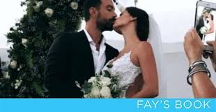 Σας έχουμε μερικές φωτογραφίες της χριστίνας ως νύφη από διάφορες στιγμές στη ζωή της που χρειάστηκε να φορέσει νυφικό. Sofia Zagoreou Sofiazagoreou Twitter