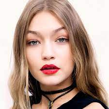 Makeup for blonde hair, fair skin, and brown eyes makeup tips for eyebrows, foundation, concealer, eye makeup, and blush and lip colors to accentuate these attributes. This Is The Best Makeup For Blonde Hair