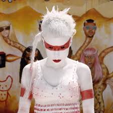 The Nancy Wilde Experience It Girl Yo Landi Vi Er Die Antwoord Moda Pos Apocaliptica Yolandi Visser