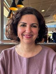 Janet Squire's Instagram, Twitter & Facebook