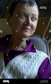 Published 10/31/2004, E-1; UTS1841302) Dolores Thompson, the woman in the  iron lung spends afternoon naps and sleeping during the night in the  ancient iron lung. The company that services it will not