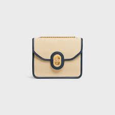 When it comes to handbags that scream elegance, style and sophistication, louis vuitton is the name that comes to mind. Handbags Women Celine