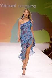 Ungaro Couture Spring 2000 Ready-to-Wear Fashion Show