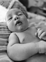 Isu tu apo ko. Lots to be grateful for🙏🏽🙏🏽🙏🏽 my anák Noa Almost a  month old. He's up every couple hours every night so if yall see me walking  around like a