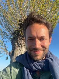 Eileen Rau's Instagram, Twitter & Facebook