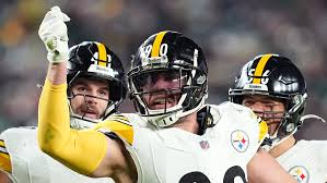 Steelers News: T.J. Watt Sends Strong Message on Carson Wentz