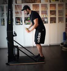 The skierg uses the same flywheel resistance and electronic monitoring systems as the concept 2 rower. Concept2 Skierg Skilanglauftrainer
