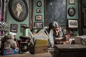 A ridosso dell'epifania, viene rapita da un mi. La Befana Vien Di Notte Recensione Del Film Con Paola Cortellesi Movieplayer It