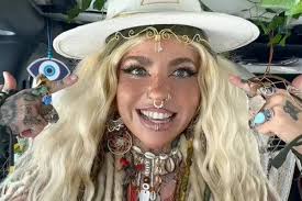 grace oneill (@graceoneillll)