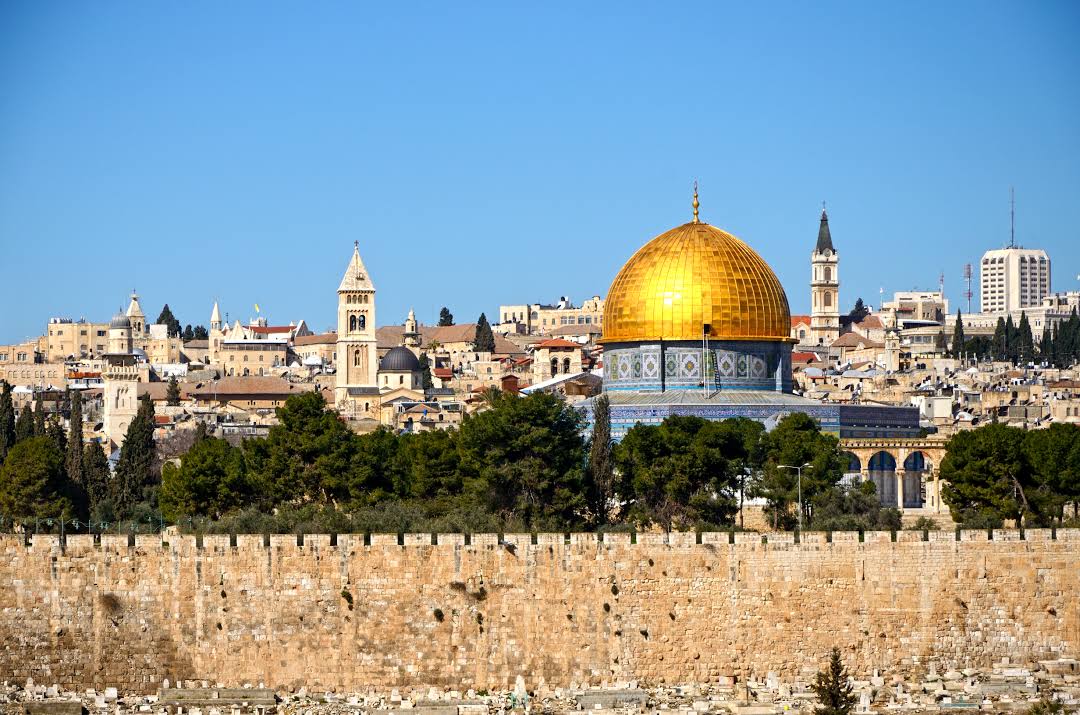 Unveiling the Holy Land: Your Guide to Cheap Flights and an Unforgettable Trip to Israel