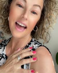 Erica Tabor's Instagram, Twitter & Facebook