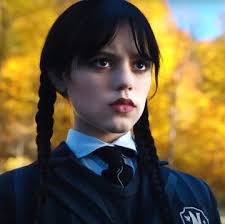 Joseph Quinn Interview On Playing Eddie Munson In Stranger Things