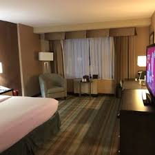 Nestled in a quiet residential neighborhood, the holiday inn midtown 57th street is conveniently located to famous new york attractions. Holiday Inn New York City Midtown 57th St Closed 65 Photos 182 Reviews Hotels 440 W 57th St New York Ny Yelp