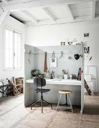 Mobili in rattan e tante piante rampicanti. Idee Fai Da Te Per Arredare Casa Dettagli Home Decor