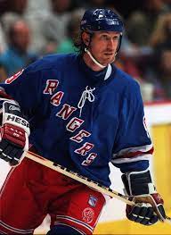 Wayne gretzky, who was a ranger when he retired in 1999, released a statement on friday saying: Wayne Gretzky Wikipedia