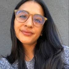 Nicole Meraz's Instagram, Twitter & Facebook