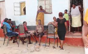 Zimbabwe La Marraine Des Pr Stituees A La Retraite Apres Avoir Couche Avec Plus De 4000 Hommes Afriquemidi Com