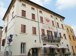Si prega di attenersi agli orari di visita esposti presso i reparti e si sconsiglia di. I 10 Migliori Hotel Di Negrar Da 53
