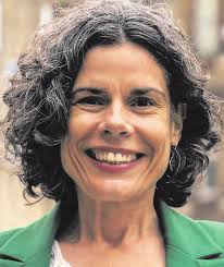 Gillian tells moving story of her journey through addiction