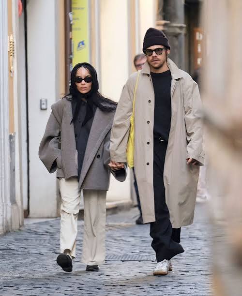 Harry Styles and Zoë Kravitz Take Their Travel Accessories Very Seriously |  Vogue