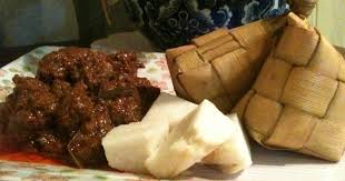 Saya telah pelajari lebih tentang makanan tradisional melayu. Jawapan Rakyat Malaysia Tentang Hidangan Luar Biasa Yang Ingin Dinikmati Ketika Raya