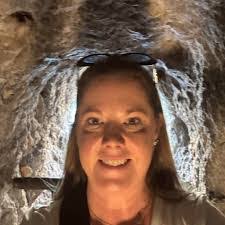 Rhonda Binstock's Instagram, Twitter & Facebook