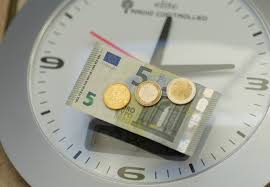 Der mindestlohn wurde in deutschland im jahr 2015 mit einem stundensatz von 8,50 euro eingeführt. Mindestlohn Wird 2019 Und 2020 Jeweils Angehoben
