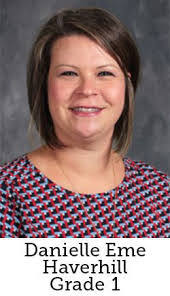 Lori Schreck's Instagram, Twitter & Facebook